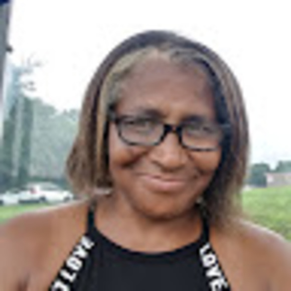 Meet your Posher, Naketa - Picture 1 of 1